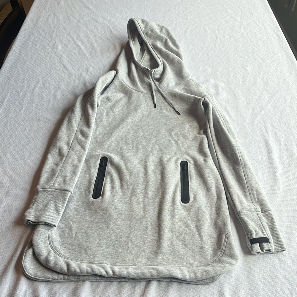 COPY - Athleta Gray Sweatshirt with Hood and Relaxed Fit